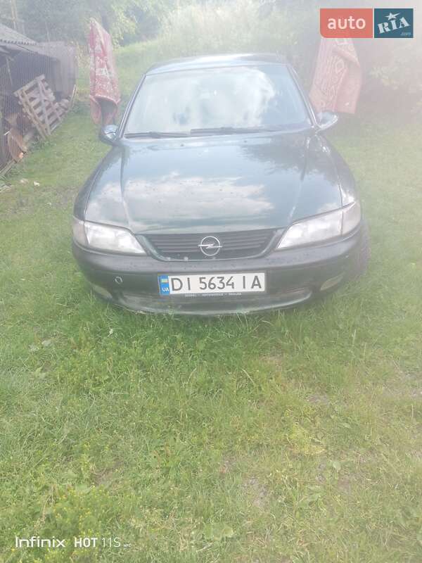Седан Opel Vectra 1998 в Золочеве