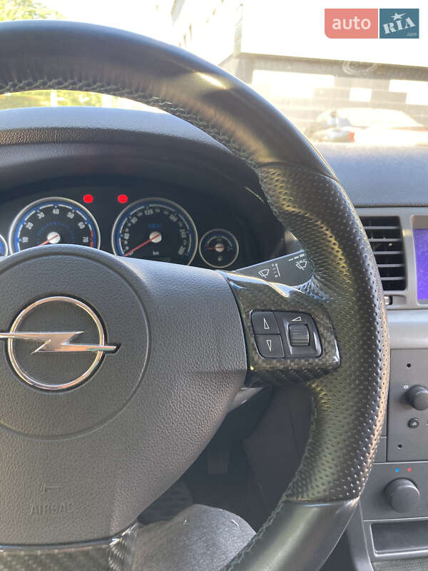 Лифтбек Opel Vectra 2008 в Сумах