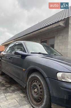 Седан Opel Vectra 2001 в 
