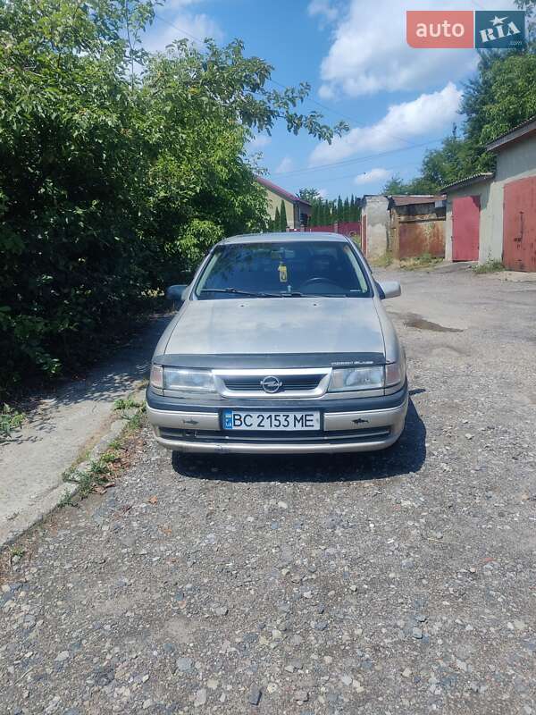 Седан Opel Vectra 1994 в Пустомытах