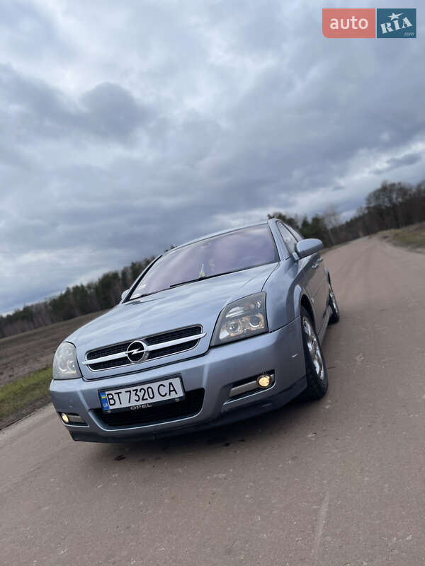 Лифтбек Opel Vectra 2003 в Кролевце