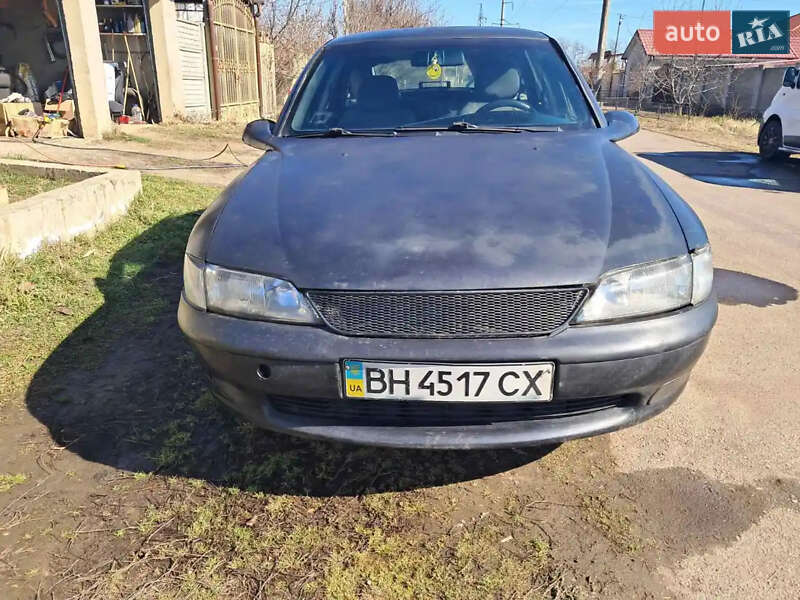 Лифтбек Opel Vectra 1996 в Одессе