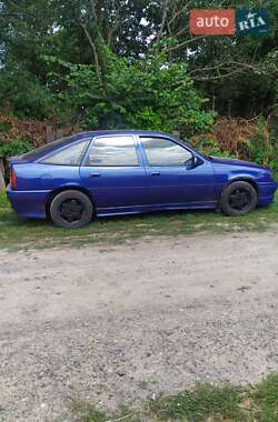 Ліфтбек Opel Vectra 1992 в Чернігові