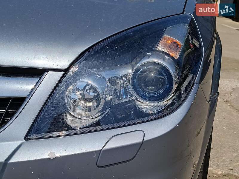 Седан Opel Vectra 2008 в Харкові