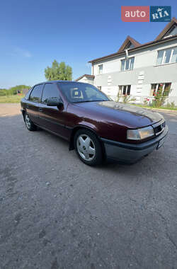 Ліфтбек Opel Vectra 1995 в Прилуках