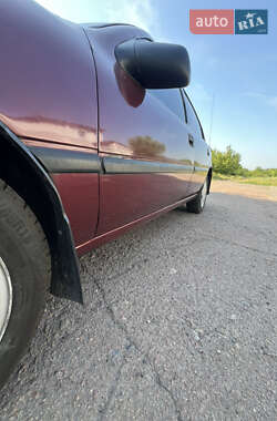 Лифтбек Opel Vectra 1995 в 