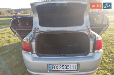 Седан Opel Vectra 2006 в 
