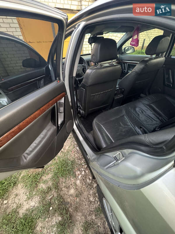 Седан Opel Vectra 2003 в Харькове