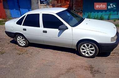 Седан Opel Vectra 1989 в Полтаве