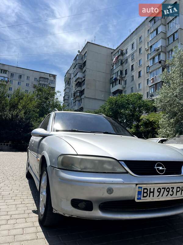 Универсал Opel Vectra 2000 в Черноморске