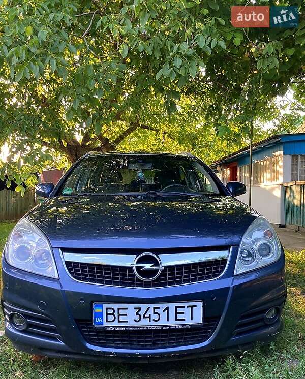 Універсал Opel Vectra 2005 в Первомайську