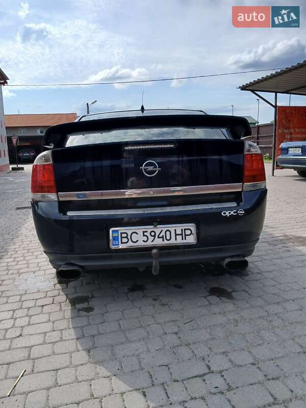 Седан Opel Vectra 2004 в Сокалі