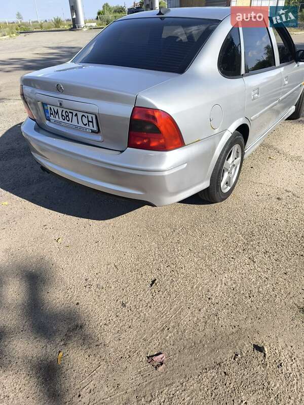 Седан Opel Vectra 1999 в Балаклее