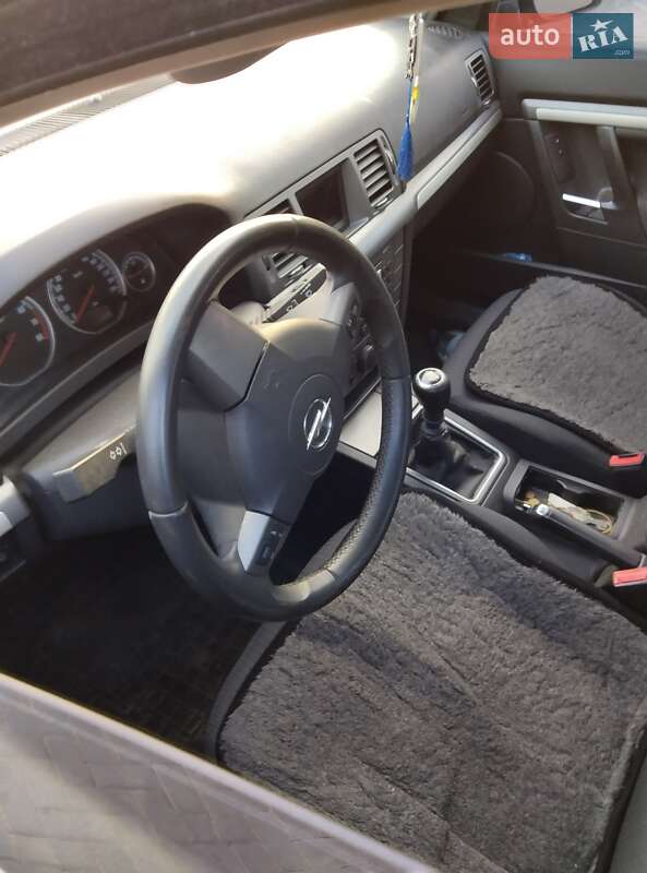 Седан Opel Vectra 2007 в Гайвороне фото 2 Седан Opel Vectra 2007 в Гайвороне