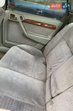Седан Opel Vectra 1993 в 