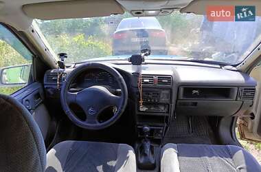 Седан Opel Vectra 1990 в 
