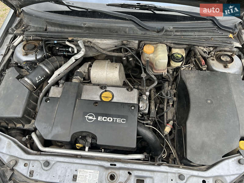 Универсал Opel Vectra 2004 в Буске