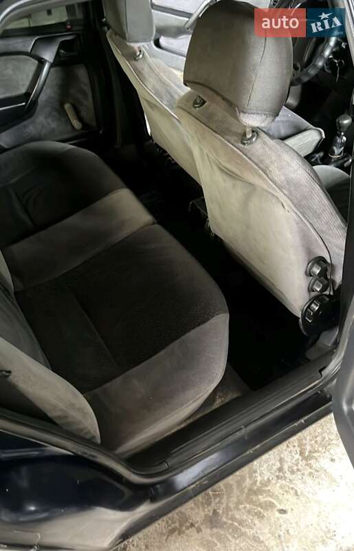 Лифтбек Opel Vectra 1995 в Немирове