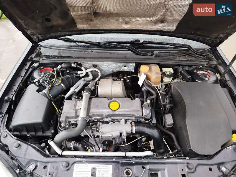 Седан Opel Vectra 2003 в Житомире