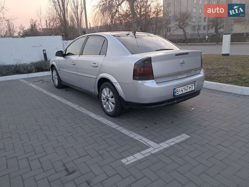 Седан Opel Vectra 2004 в 