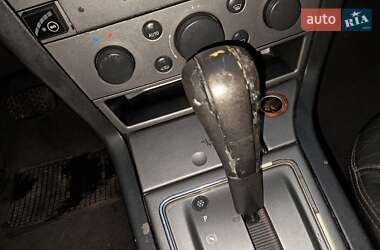 Седан Opel Vectra 2004 в 