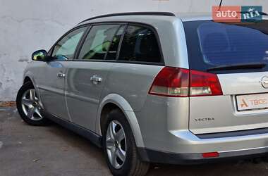 Универсал Opel Vectra 2005 в 