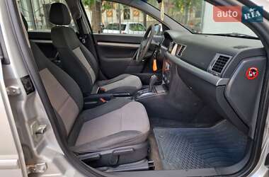Универсал Opel Vectra 2005 в 