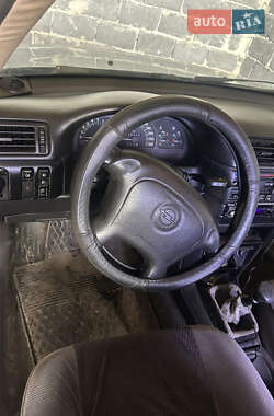 Седан Opel Vectra 1995 в 