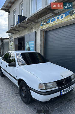 Седан Opel Vectra 1989 в 