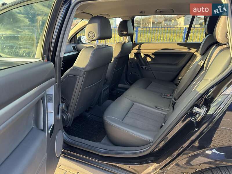 Универсал Opel Vectra 2008 в Нововолынске