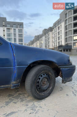 Седан Opel Vectra 1989 в 