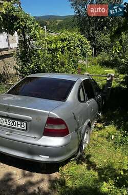 Седан Opel Vectra 1996 в Мукачевому