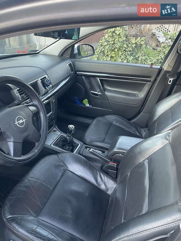 Лифтбек Opel Vectra 2003 в Одессе