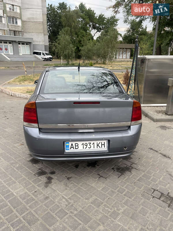 Седан Opel Vectra 2002 в Николаеве
