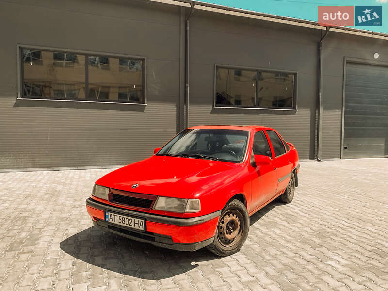 Седан Opel Vectra 1990 в Ивано-Франковске