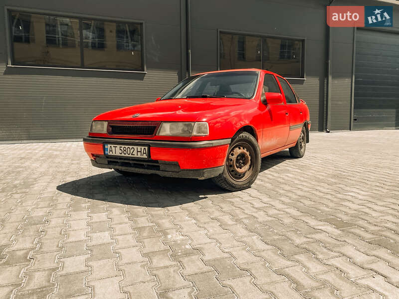 Седан Opel Vectra 1990 в Ивано-Франковске