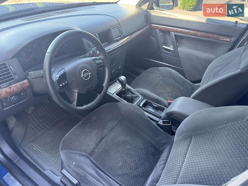 Седан Opel Vectra 2002 в Тернополе