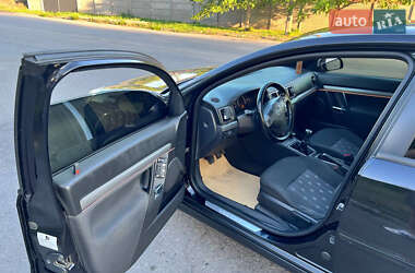 Седан Opel Vectra 2006 в 
