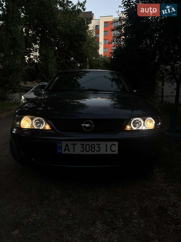 Седан Opel Vectra 2000 в Івано-Франківську