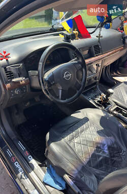Седан Opel Vectra 2002 в 