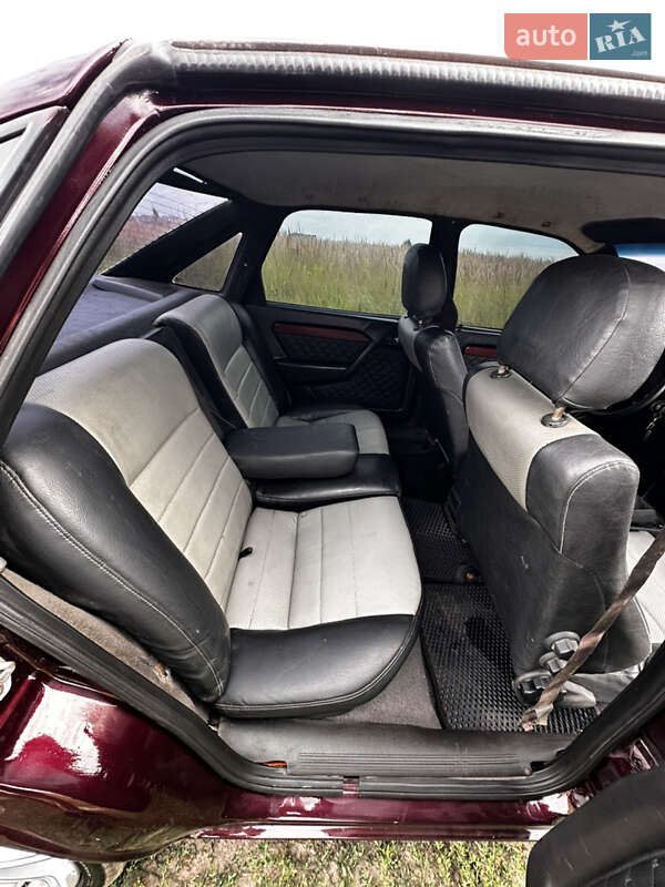Седан Opel Vectra 1990 в Киеве