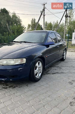 Седан Opel Vectra 2000 в 