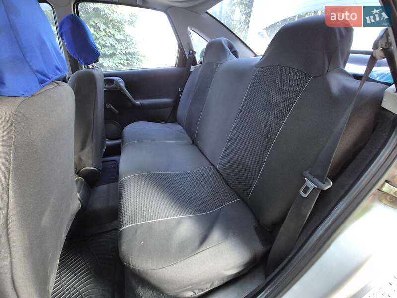 Седан Opel Vectra 1998 в Тернополе