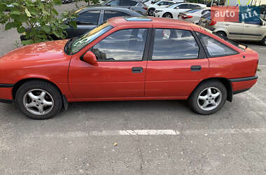 Ліфтбек Opel Vectra 1992 в 