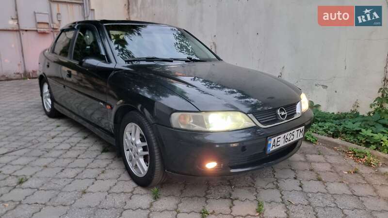 Седан Opel Vectra 2001 в Дніпрі