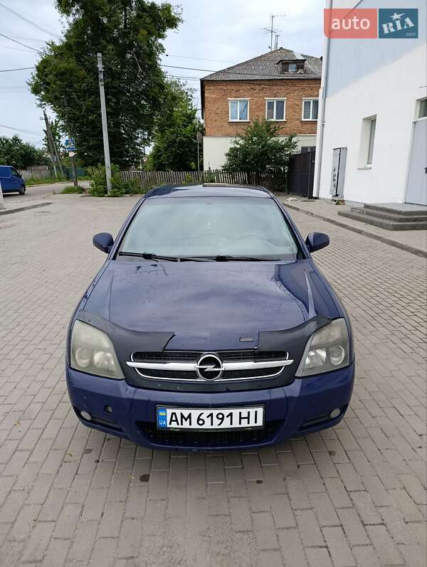 Седан Opel Vectra 2004 в Житомирі