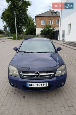 Седан Opel Vectra 2004 в 