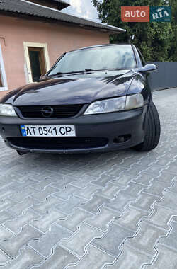 Седан Opel Vectra 1996 в Коломиї