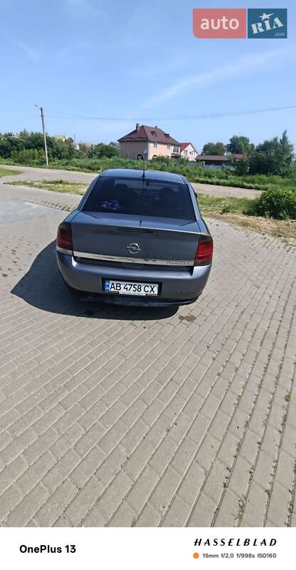 Седан Opel Vectra 2004 в Вінниці