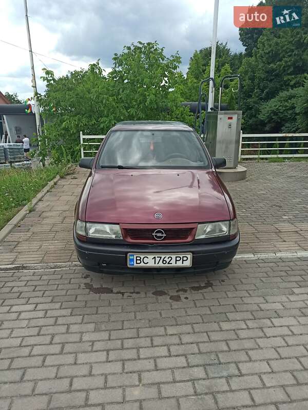 Седан Opel Vectra 1991 в Львове
